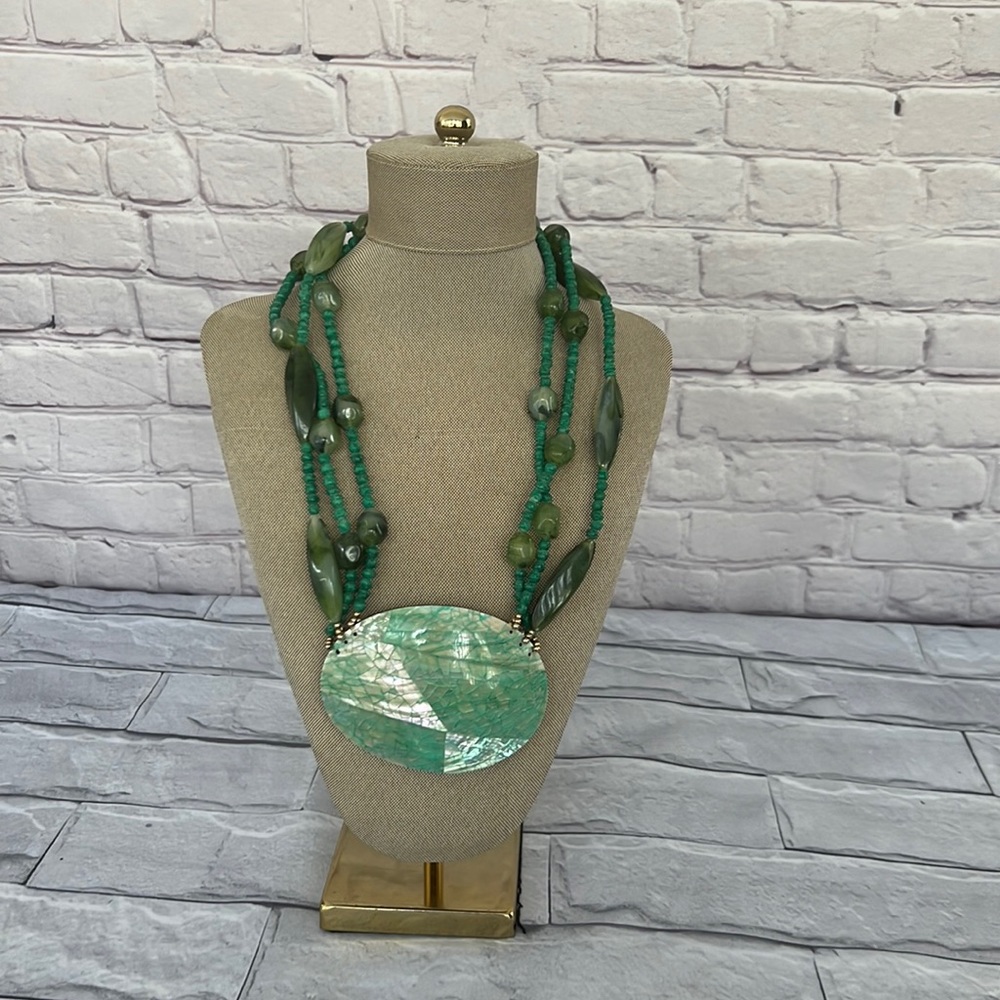 Vintage abalone shell beaded necklace